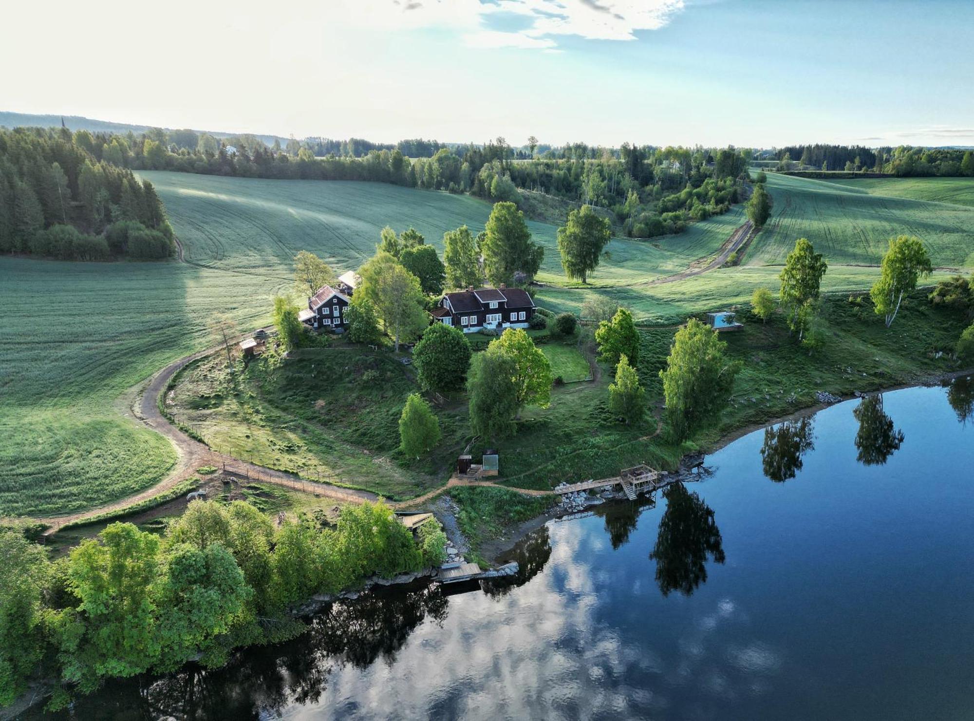 Wonderinn Riverside Årnes Exterior photo